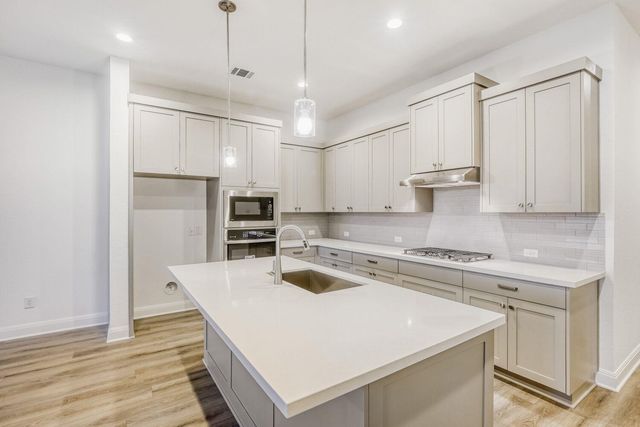 222 Prickly Poppy LOOP, Kyle, TX 78640