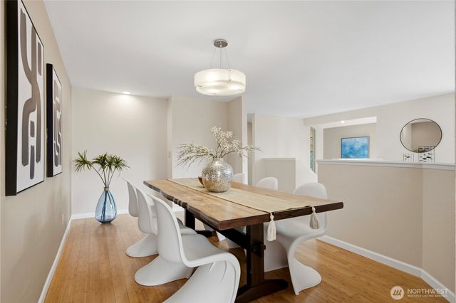 14225 SE 44th Street, Bellevue, WA 98006