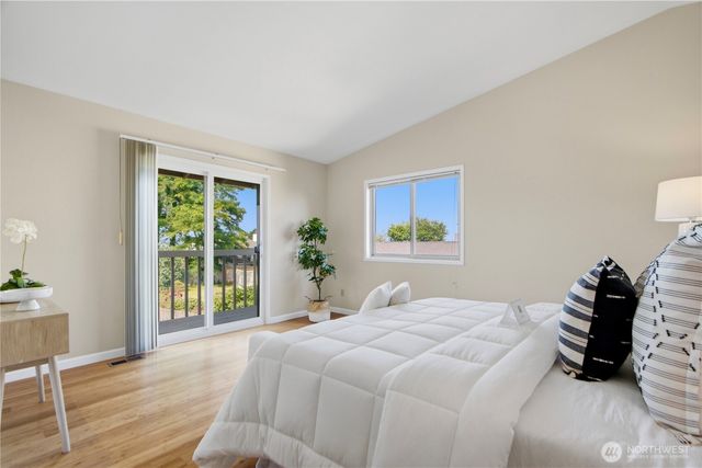 14225 SE 44th Street, Bellevue, WA 98006
