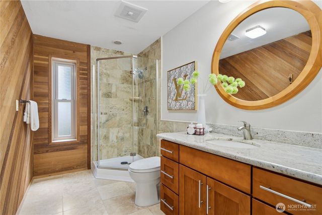 14225 SE 44th Street, Bellevue, WA 98006