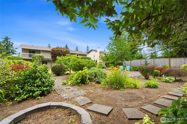 14225 SE 44th Street, Bellevue, WA 98006