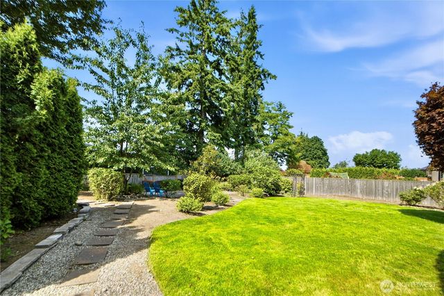 14225 SE 44th Street, Bellevue, WA 98006