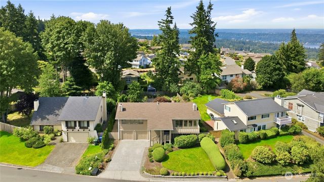 14225 SE 44th Street, Bellevue, WA 98006