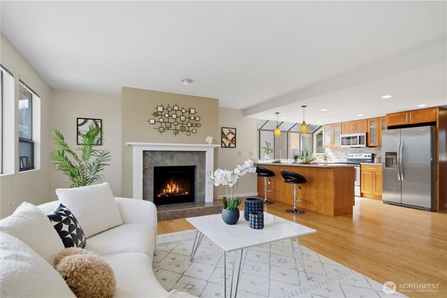 14225 SE 44th Street, Bellevue, WA 98006