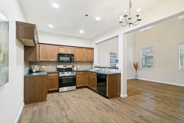 3033 Stone Forest Circle, Mckinney, TX 75070