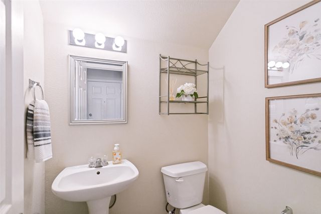 3033 Stone Forest Circle, Mckinney, TX 75070