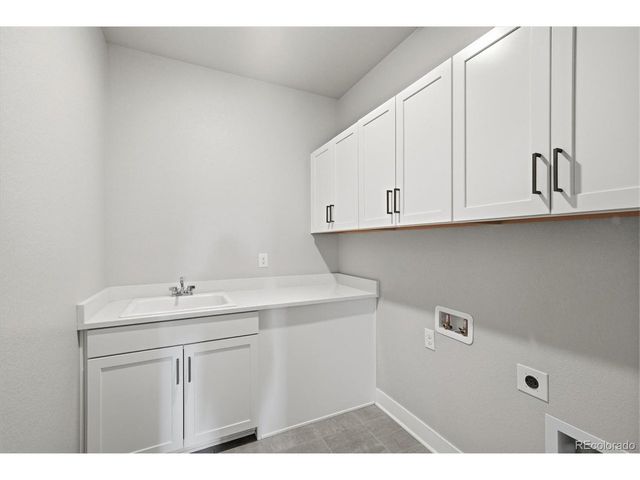 3269 Offbeaten Pl, Castle Rock, CO 80108