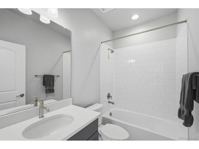 3269 Offbeaten Pl, Castle Rock, CO 80108