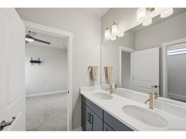 3269 Offbeaten Pl, Castle Rock, CO 80108