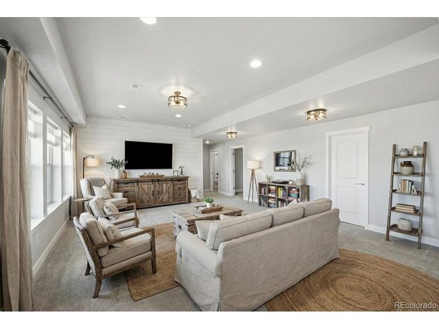 3269 Offbeaten Pl, Castle Rock, CO 80108