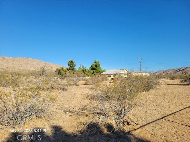 27177 Cahuilla Road, Apple Valley, CA 92307