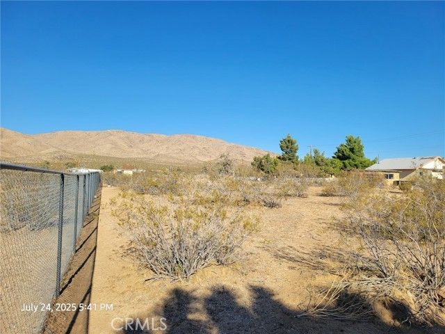 27177 Cahuilla Road, Apple Valley, CA 92307