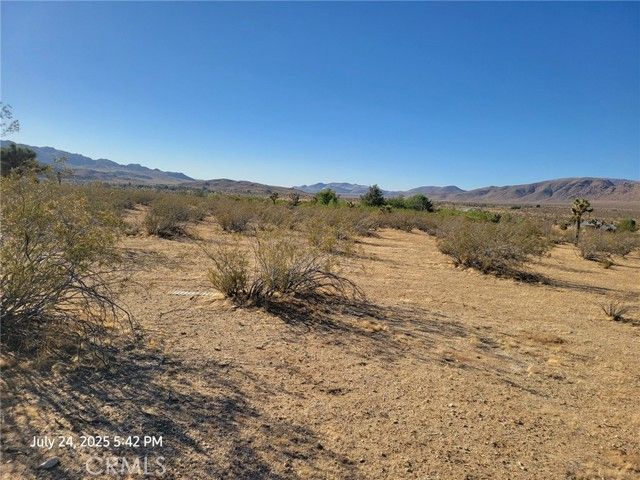 27177 Cahuilla Road, Apple Valley, CA 92307