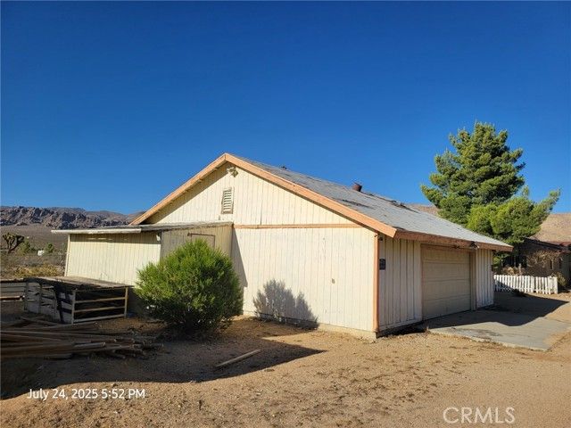 27177 Cahuilla Road, Apple Valley, CA 92307