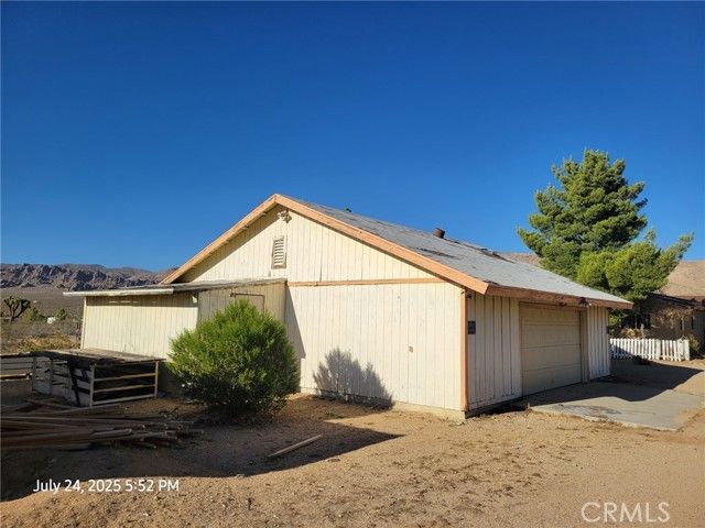 27177 Cahuilla Road, Apple Valley, CA 92307