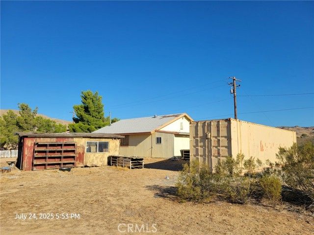 27177 Cahuilla Road, Apple Valley, CA 92307