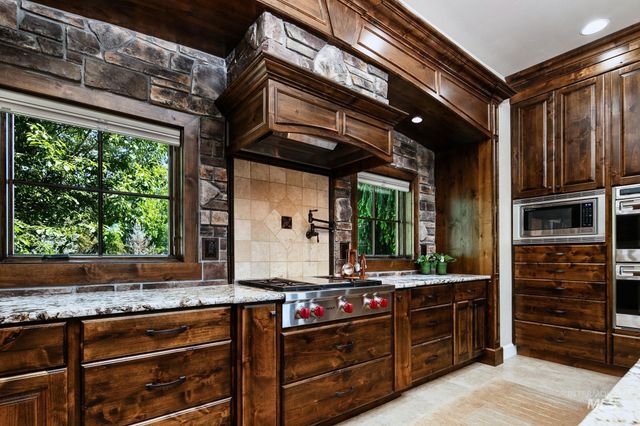1795 N Moon Bello Way, Eagle, ID 83616