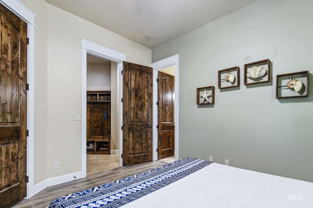 1795 N Moon Bello Way, Eagle, ID 83616