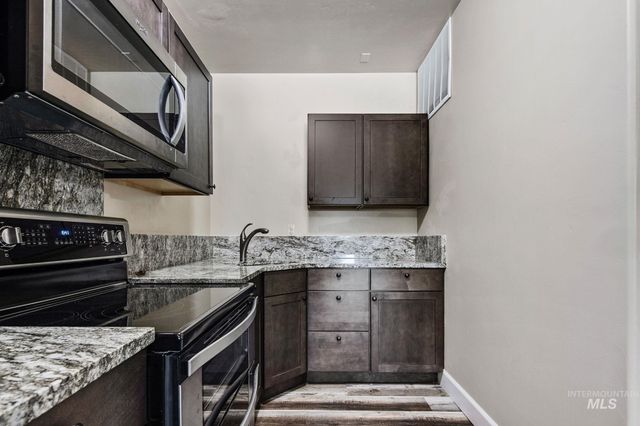 1795 N Moon Bello Way, Eagle, ID 83616