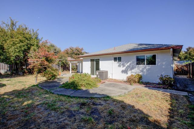 3028 Darlene Ln, Modesto, CA 95355