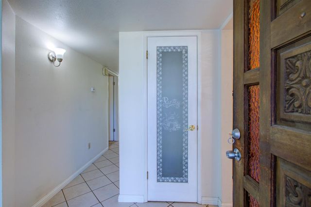 3028 Darlene Ln, Modesto, CA 95355