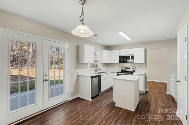 1655 Summit Ridge Lane, Kannapolis, NC 28083