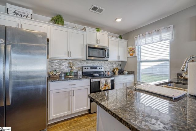 1210 N Norwhich Lane, Spartanburg, SC 29301