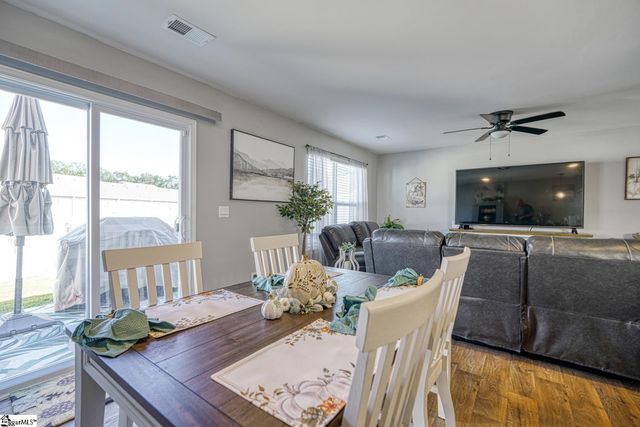 1210 N Norwhich Lane, Spartanburg, SC 29301