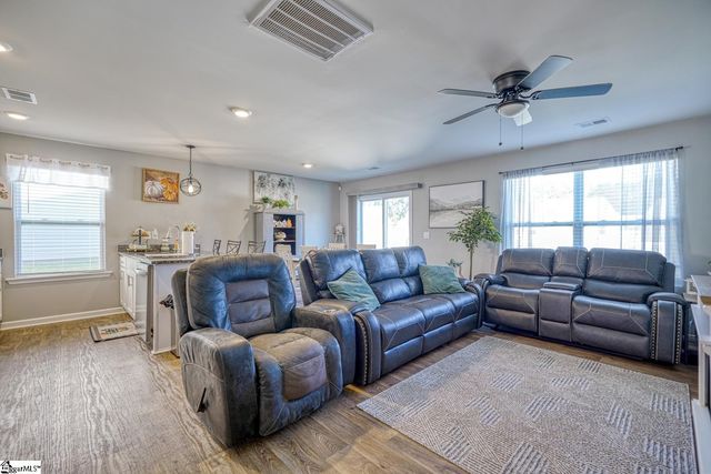 1210 N Norwhich Lane, Spartanburg, SC 29301