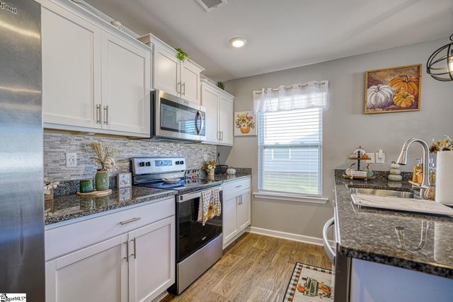 1210 N Norwhich Lane, Spartanburg, SC 29301