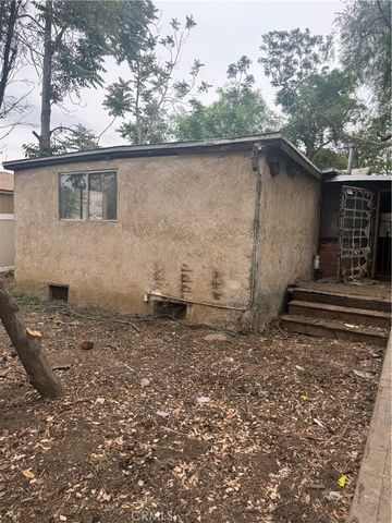 925 5th Street, Norco, CA 92860