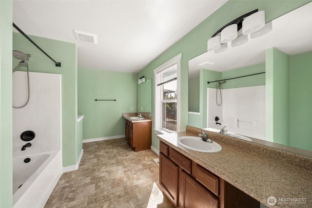 19701 100th Street E, Bonney Lake, WA 98391