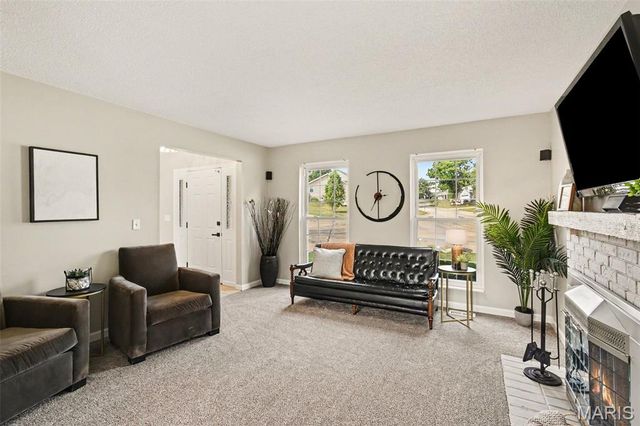 4533 Cambrook Drive, St Charles, MO 63304