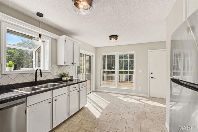 4533 Cambrook Drive, St Charles, MO 63304