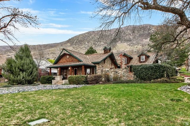 12 N 200 E, Farmington, UT 84025