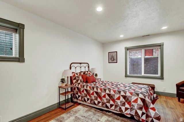 12 N 200 E, Farmington, UT 84025