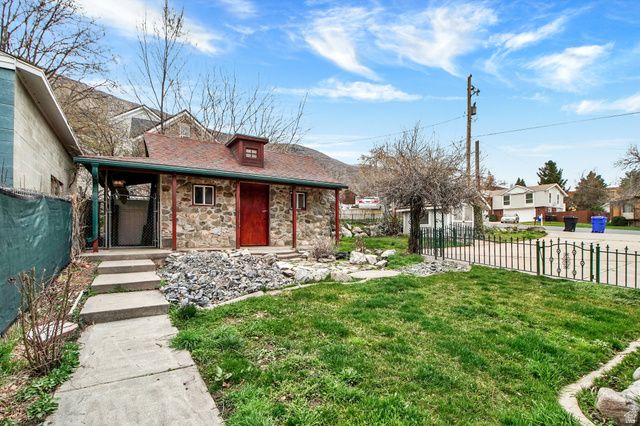 12 N 200 E, Farmington, UT 84025