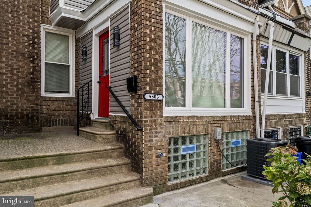 5306 LOCUST ST, Philadelphia, PA 19139 — photo 2