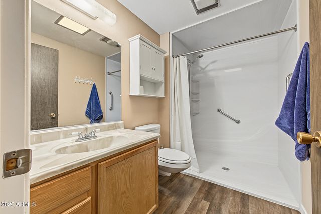 12221 N COGGINS Drive, Sun City, AZ 85351