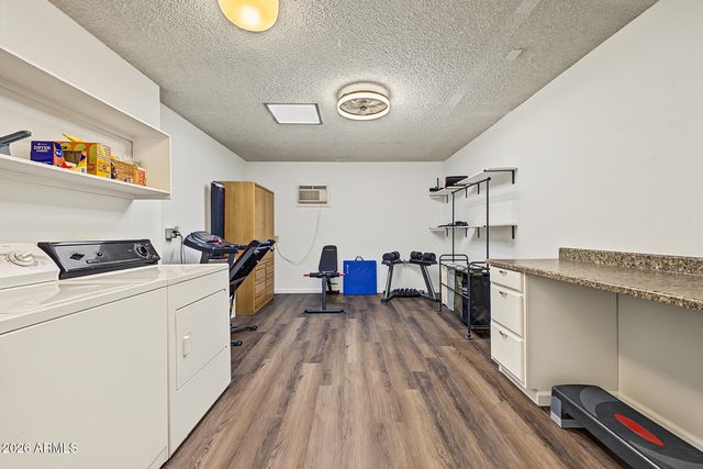 12221 N COGGINS Drive, Sun City, AZ 85351