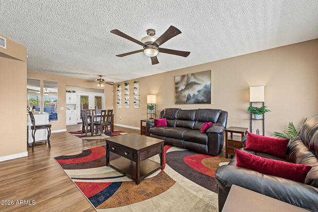 12221 N COGGINS Drive, Sun City, AZ 85351