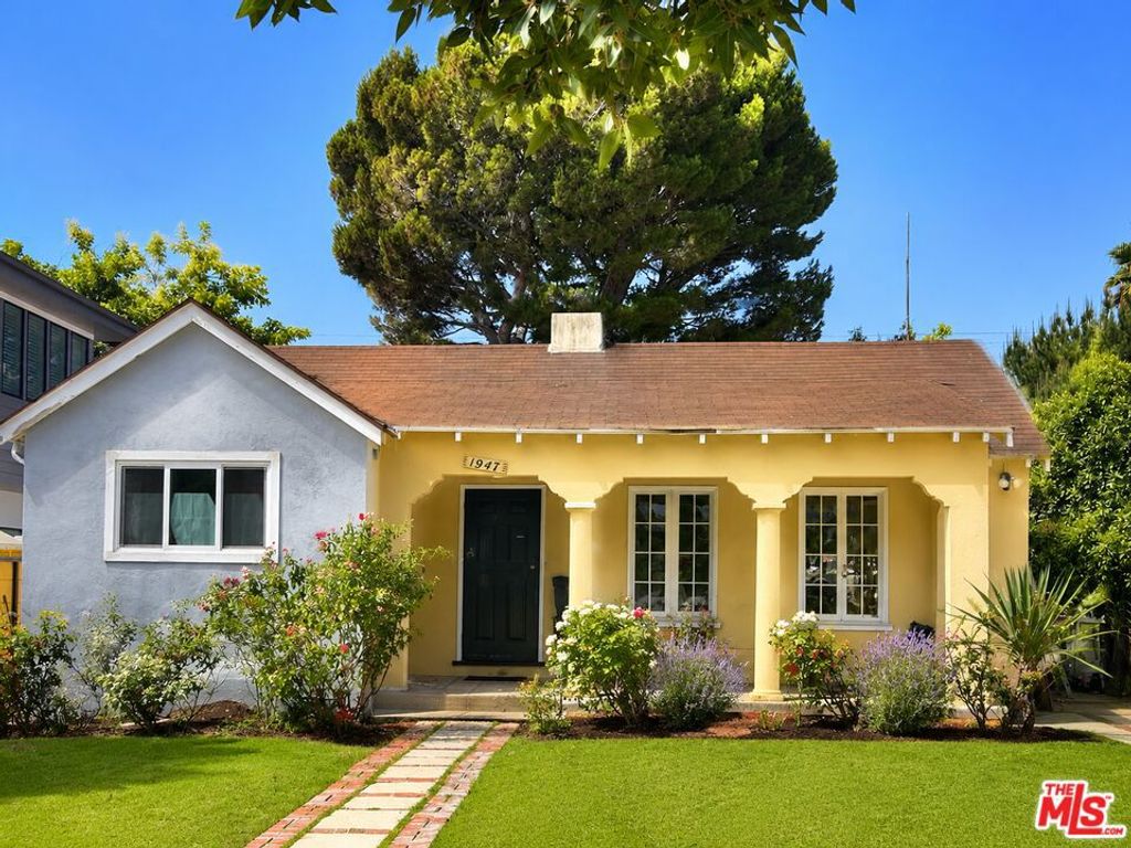 1947 Greenfield Avenue, Los Angeles, CA 90025