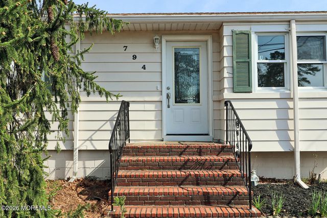 794 Burnt Tavern Road, Brick, NJ 08724