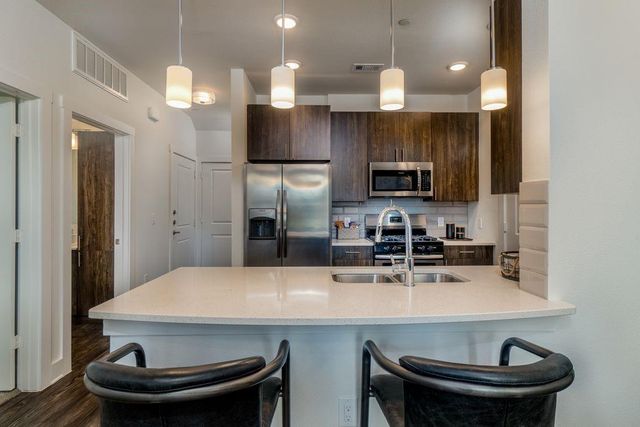 11250 Mason Road 2202, Cypress, TX 77433