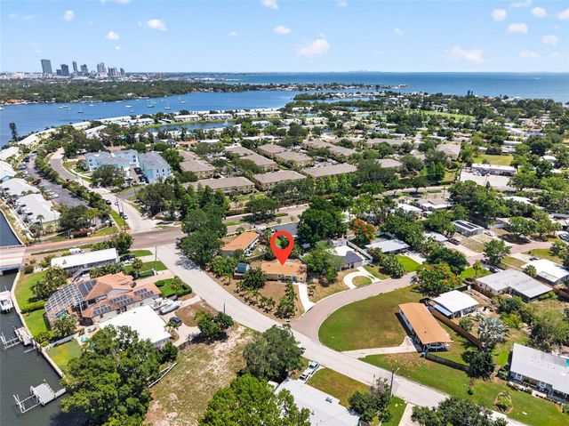 101 40TH AVENUE SE, St Petersburg, FL 33705