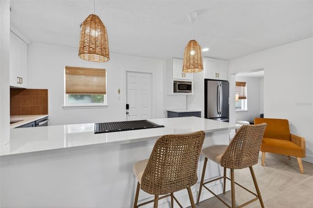 101 40TH AVENUE SE, St Petersburg, FL 33705