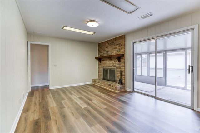 1660 Maple Court SE, Conyers, GA 30013