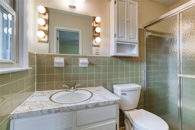 1660 Maple Court SE, Conyers, GA 30013