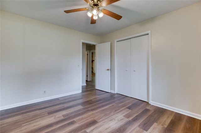 1660 Maple Court SE, Conyers, GA 30013