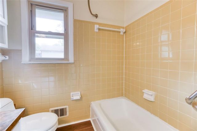 1660 Maple Court SE, Conyers, GA 30013